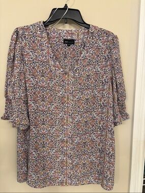 JNY Collection Mauve Floral V-Neck Top